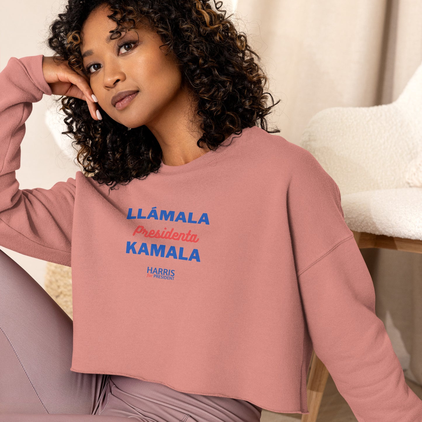 Llámala Presidenta Kamala Crop Sweatshirt - Harris for President